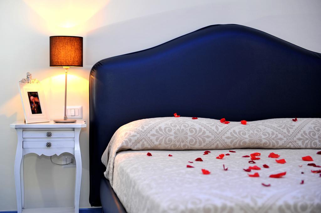 Il Leone Di Mare Hotel Procida Szoba fotó